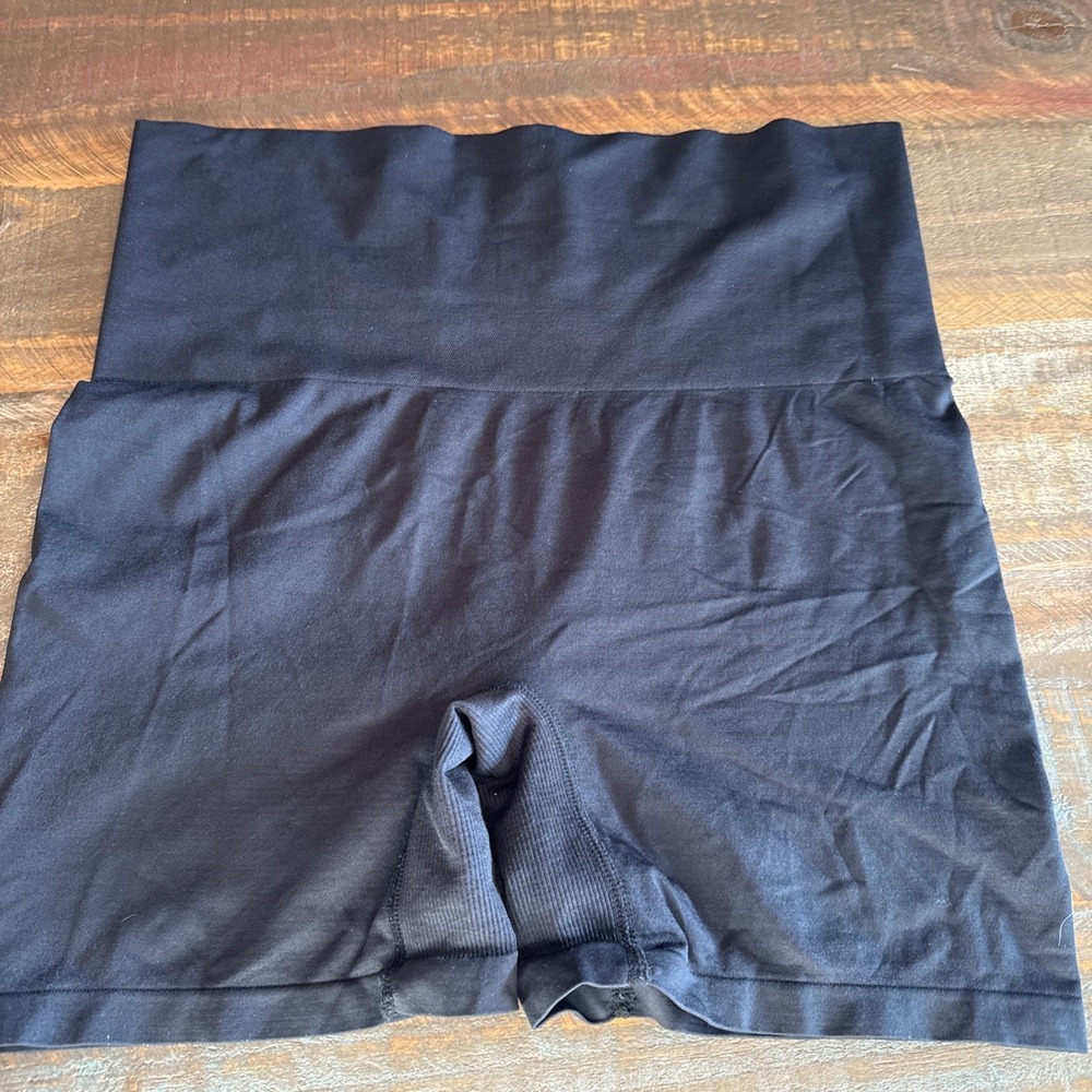Jockey Generation Size Large Women's Black Slimming High-Waisted Bottom